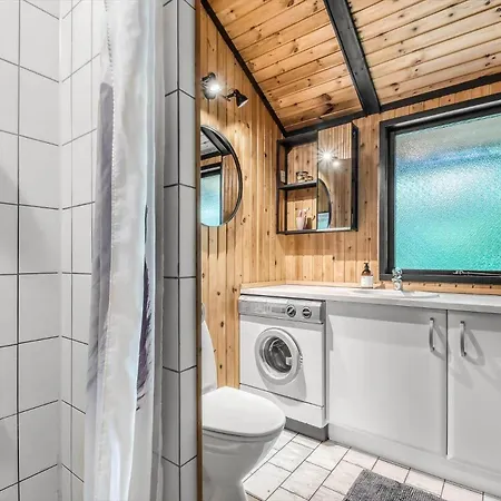 C11249-hemmet-raevekrogen-88 Nyaraló